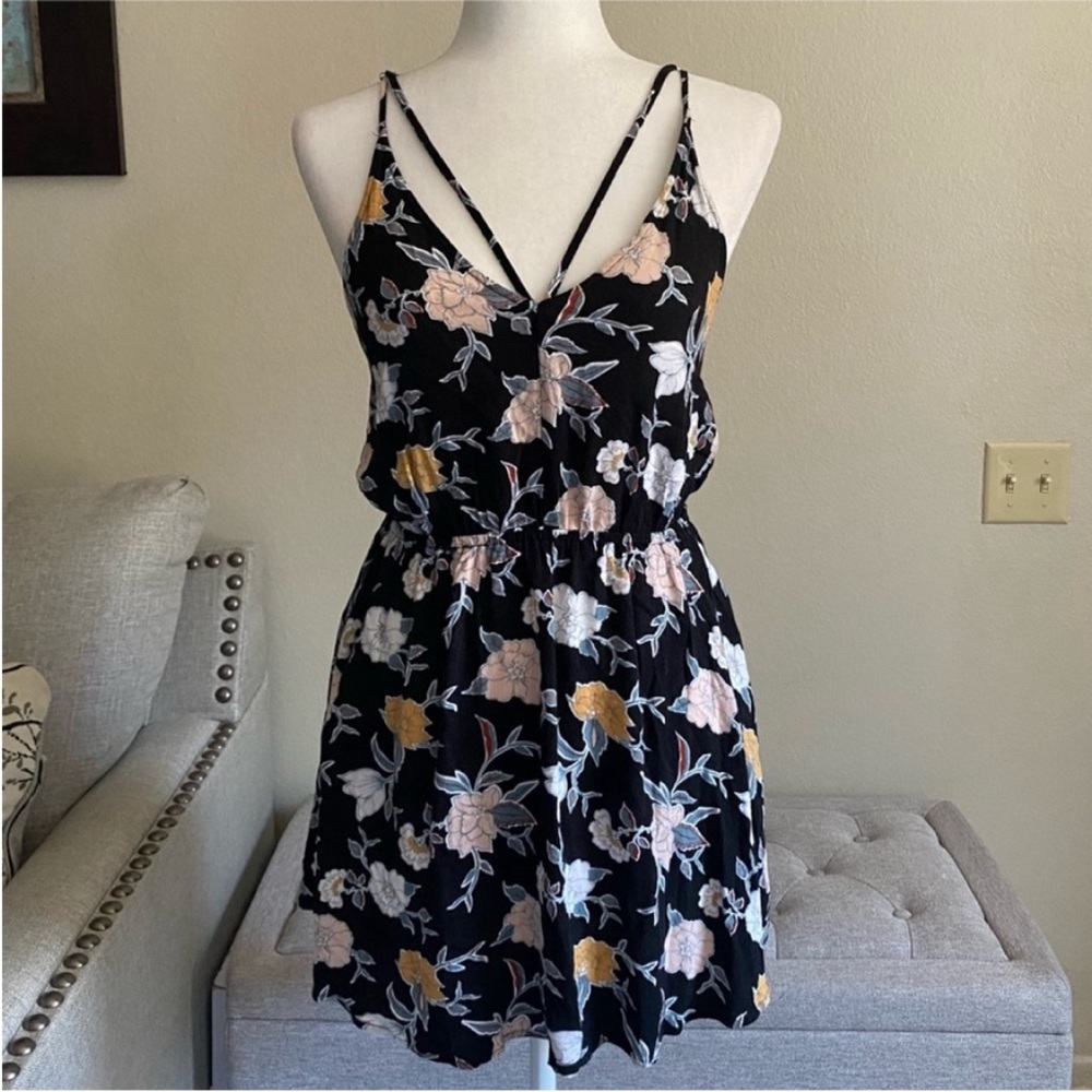 Kendall & Kylie Black Floral Sun Dress✨